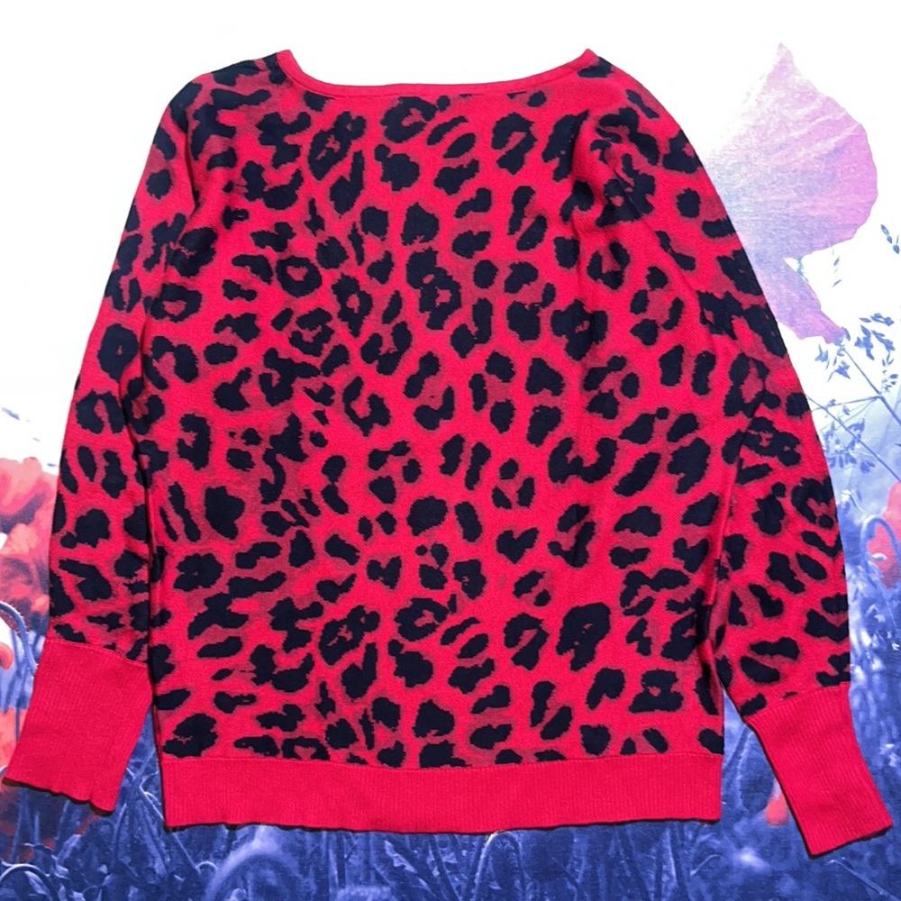 Woman’s sweater - Picture 4 of 4